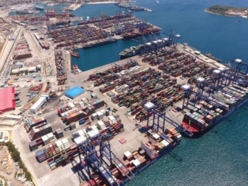 Πρέσβης της Κίνας: Από τα ταχύτερα αναπτυσσόμενα λιμάνια κοντέινερ στον κόσμο ο Πειραιάς