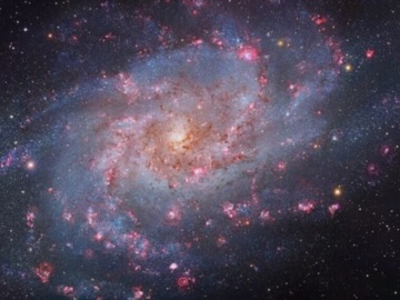Το τηλεσκόπιο James Webb ανακάλυψε ένα «Κοσμικό Αμπέλι» με 20 γαλαξίες που εκτείνονται στο πρώιμο σύμπαν