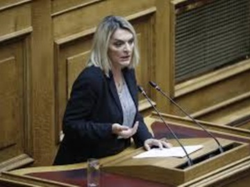 Πέτη Πέρκα: Ο ΣΥΡΙΖΑ Φλώρινας την καλεί να παραδώσει την έδρα – «Αυτό επιβάλλει η πολιτική ηθική»