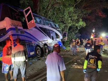 Ταϊλάνδη: Πολύνεκρο τροχαίο με διώροφο λεωφορείο – Τουλάχιστον 14 νεκροί και 32 τραυματίες