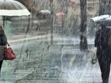 Καιρός: Δυνατές βροχές απόψε σε Αττική, Θεσσαλονίκη -Αρναούτογλου: Ανοιξιάτικη ζέστη στα μέσα Δεκεμβρίου