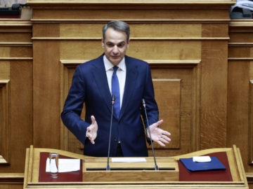 Βουλή – Κυρ. Μητσοτάκης: Τήρησα στο ακέραιο την υπόσχεση για τις αναβαθμίσεις της οικονομίας – Τα μέτρα κατά της φοροδιαφυγής