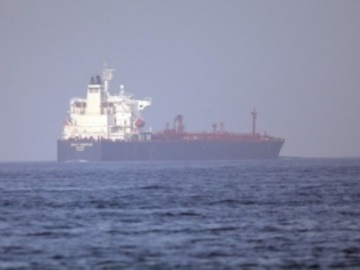 Δύο ναυτικοί τραυματίστηκαν ελαφρά από αδιευκρίνιστη έκρηξη κοντά σε φορτηγό πλοίο στη Μαύρη Θάλασσα