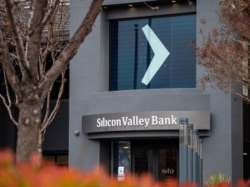 Τραπεζικό-σοκ στις ΗΠΑ: «Λουκέτο» στην Silicon Valley Bank – Αναταράξεις στα διεθνή Χρηματιστήρια