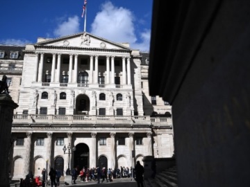 Η Τράπεζα της Αγγλίας θα στηρίξει την εξαγορά της Credit Suisse από την UBS