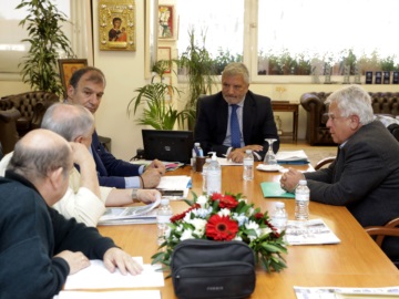 Συνάντηση του Περιφερειάρχη Αττικής Γ. Πατούλη με τον Δήμαρχο Αγκιστρίου Ι. Αθανασίου