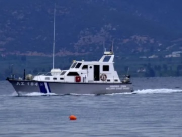 Κέα: Προσάραξη σκάφους με 11 επιβάτες – Απαγορεύτηκε ο απόπλους μετά την αποκόλληση