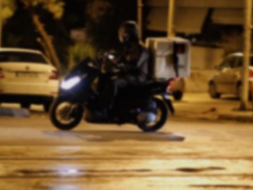 Θεσσαλονίκη: Απείλησε με μαχαίρι ντελιβερά για 30 ευρώ