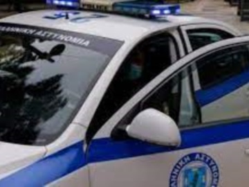 Τρεις συλλήψεις ανήλικων για απόπειρα ληστεία σε βάρος 14χρονου στο Νέο Φάληρο 