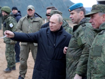 Ο Πούτιν συγχαίρει τις ρωσικές δυνάμεις για την κατάληψη του Μπαχμούτ