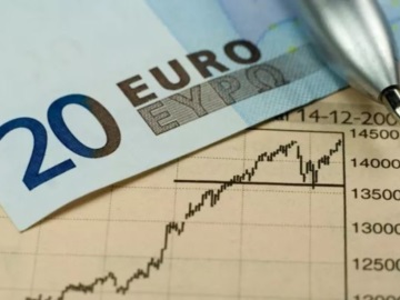 Ανάλυση Reuters: Τα ελληνικά ομόλογα κάνουν πάταγο - Το χαμηλότερο spread στην Ευρώπη μετά τα πορτογαλικά και τα ισπανικά