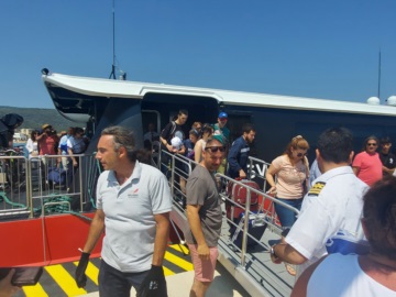 Αισιόδοξο ποδαρικό του AERO HIGH SPEED στο καινούργιο λιμάνι της Αγίας Μαρίνας