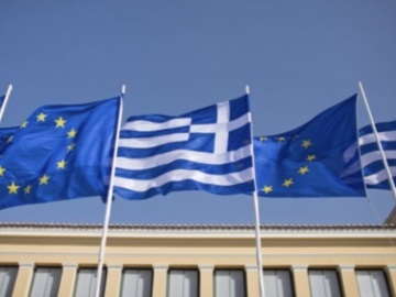 Σημαντική η πρόοδος της Ελλάδας στην καταπολέμηση της διαφθοράς, σύμφωνα με την ΕΕ