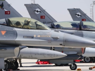 Υποστηρίζει τη μεταφορά F-16 στην Τουρκία ο Μπάιντεν, αλλά συζητά και με το Κογκρέσο 
