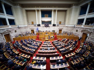 To απόγευμα η ψήφιση του ν/σ για την ψήφο των Ελλήνων του εξωτερικού