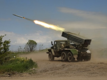 FT: Η Ουκρανία χρησιμοποιεί βορειοκορεατικούς πυραύλους εναντίον των ρωσικών δυνάμεων