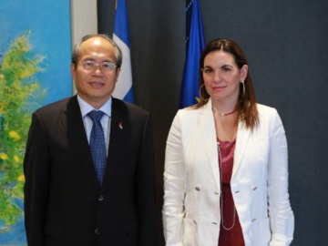 Συνάντηση Όλγας Κεφαλογιάννη με τον πρέσβη της Λαϊκής Δημοκρατίας της Κίνας στην Ελλάδα