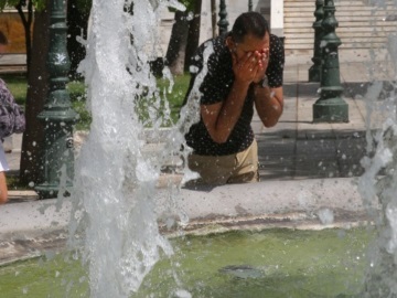 Ο πιο θερμός Ιούλιος για την κεντρική και νότια Ελλάδα από το 2010
