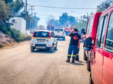 Βοιωτία: Εντολή εκκένωσης από το 112 σε Σκιπέικα, Μπακράκο, Καραχάλιο και Παναγία Καλαμιώτισσα