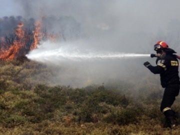 Πυρκαγιά σε δασική έκταση στη Σταμάτα - Προειδοποιητικό μήνυμα του 112