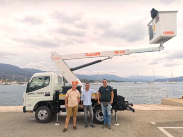 Δήμος Πόρου: Παρελήφθη νέο ανυψωτικό καλαθοφόρο όχημα 