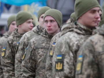 TASS: 10.000 Ουκρανοί στρατιώτες παραδόθηκαν μέσω ειδικής ραδιοφωνικής συχνότητας