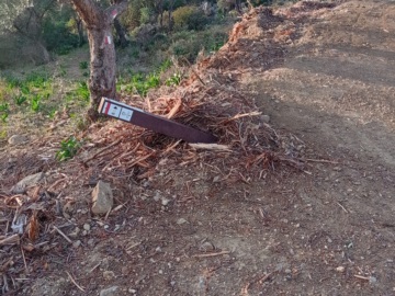 Πόρος: Καταστρoφή εξοπλισμού σηματοδότησης των Poros Trails 