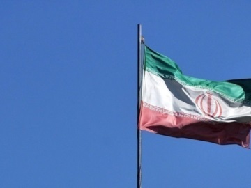 Το ΥΠΕΞ του Ιράν καταδίκασε τα αεροπορικά πλήγματα των ΗΠΑ στο Ιράκ και στη Συρία