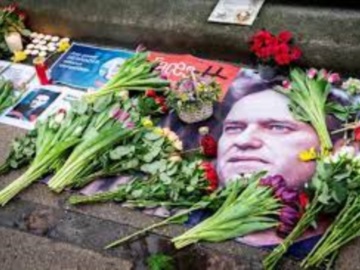 Θρίλερ με τη σορό του Ναβάλνι: Πέθανε από «σύνδρομο αιφνίδιου θανάτου», λένε οι αρχές – «Δολοφονήθηκε», απαντά το περιβάλλον του