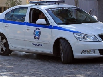 Συνελήφθη στη Θεσσαλονίκη ο 42χρονος που μαχαίρωσε τη σύζυγό του - Νοσηλεύεται φρουρούμενος