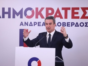 Αν. Λοβέρδος: Παρουσίασε το πλαίσιο του κόμματός του «Δημοκράτες» – Αισιόδοξος για το αποτέλεσμα στις ευρωεκλογές