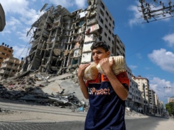 Το Ισραήλ θα επιτρέψει «προσωρινά» παραδόσεις βοήθειας στη Γάζα μέσω Έρετς