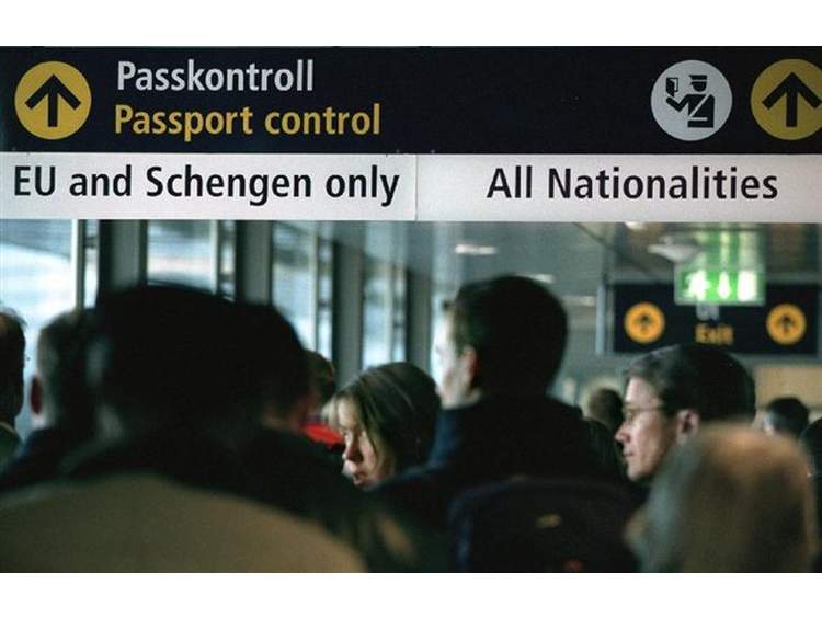 Επιτροφή στα διαβατήρια για χώρες της Ε.Ε;