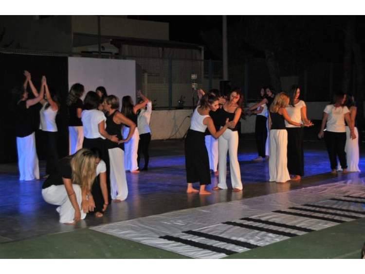 Αίγινα: Χοροθέατρο «Ψυχές» -  Μια βουτιά στα βαθιά